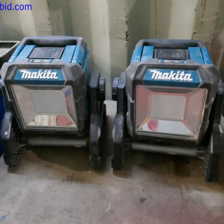 2 LED construction spotlights Makita ML003G