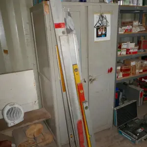 2 Aluminum spirit levels