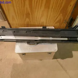 Momentový klíč KS TOOLS DR.140-980N-M