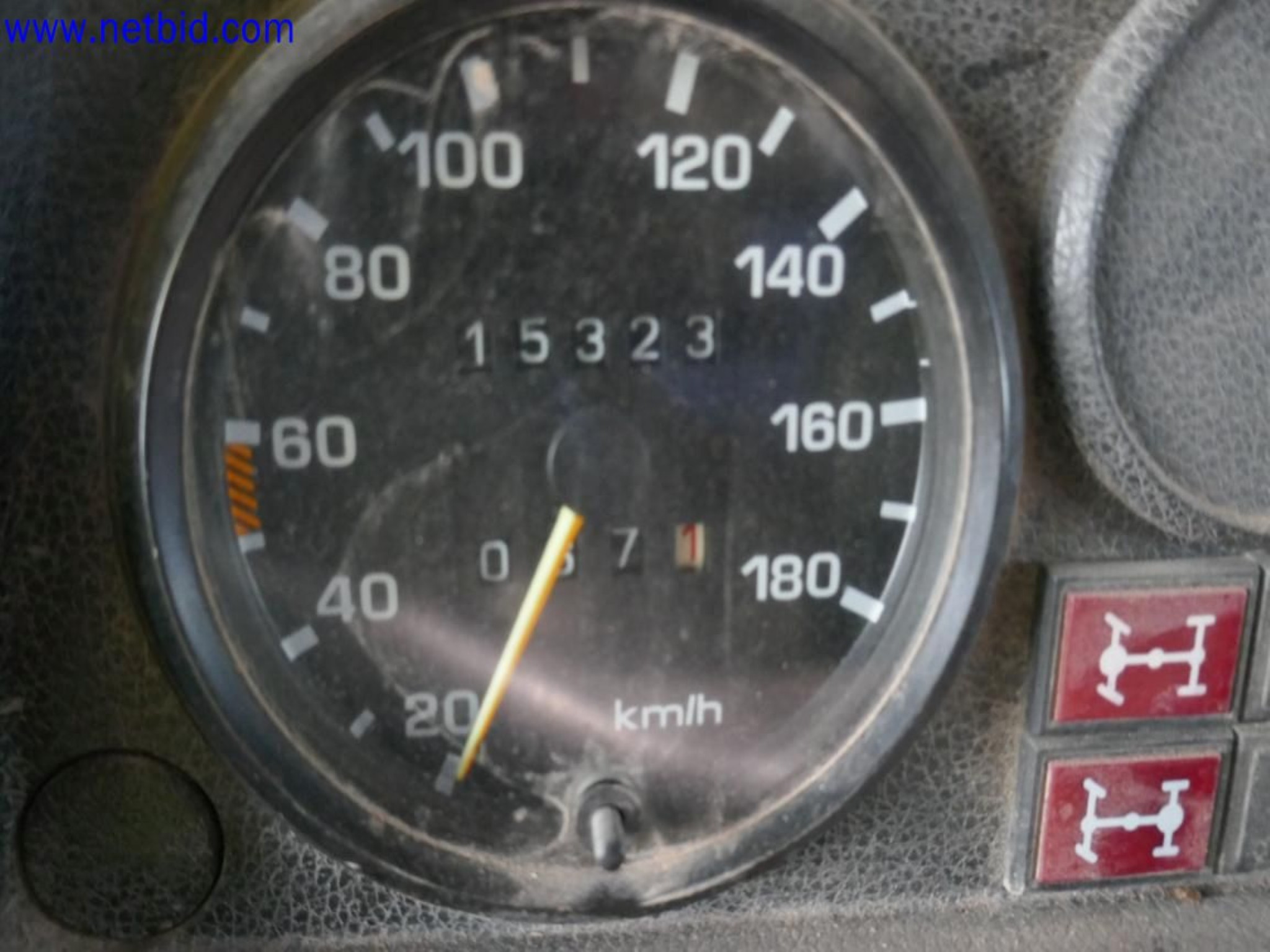 Sprzęt operacyjny i biurowy z sektora górniczego-18