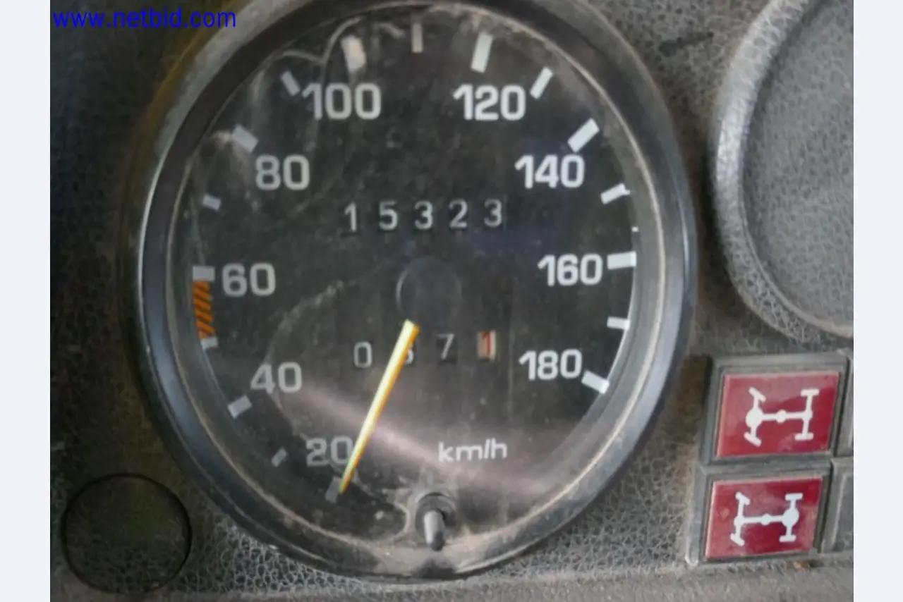 Sprzęt operacyjny i biurowy z sektora górniczego-18