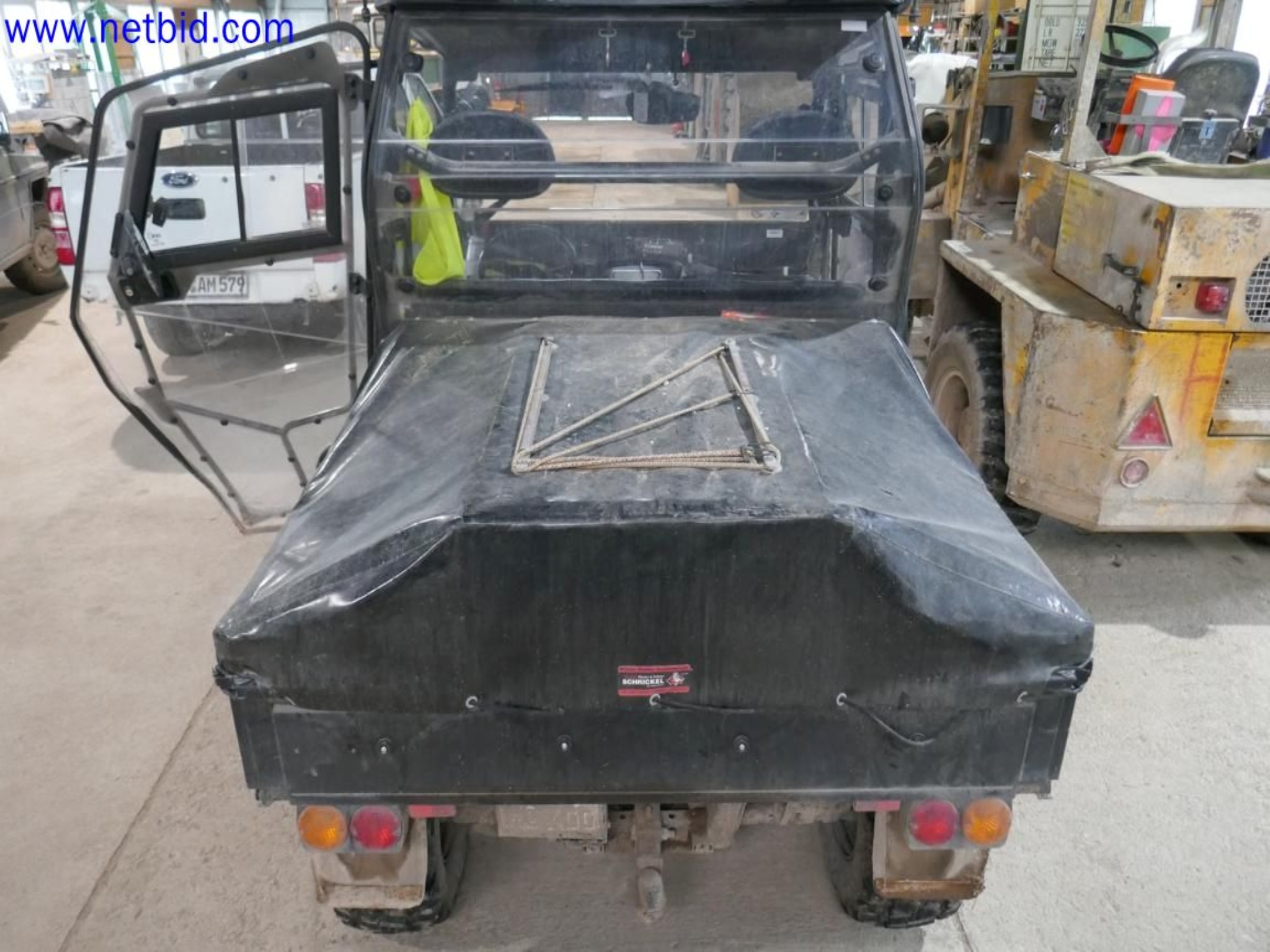 Sprzęt operacyjny i biurowy z sektora górniczego-10