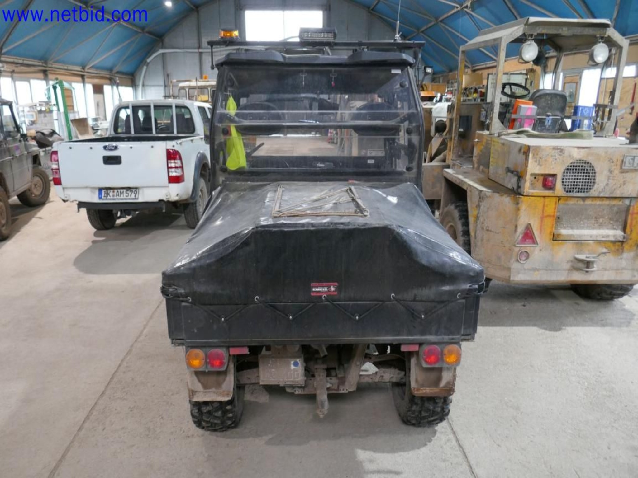 Sprzęt operacyjny i biurowy z sektora górniczego-6