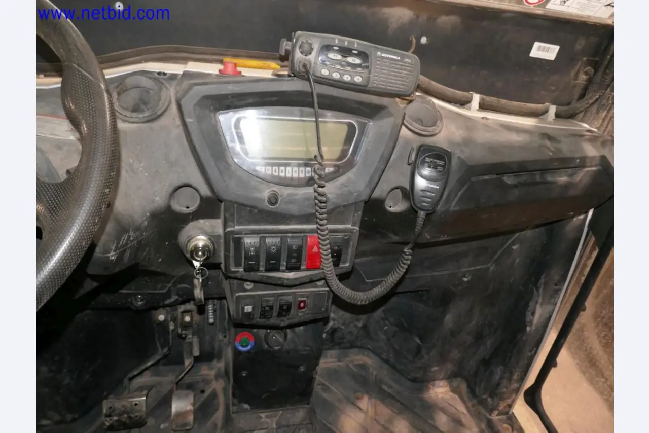 Matériel d'exploitation et de bureau du secteur minier-12