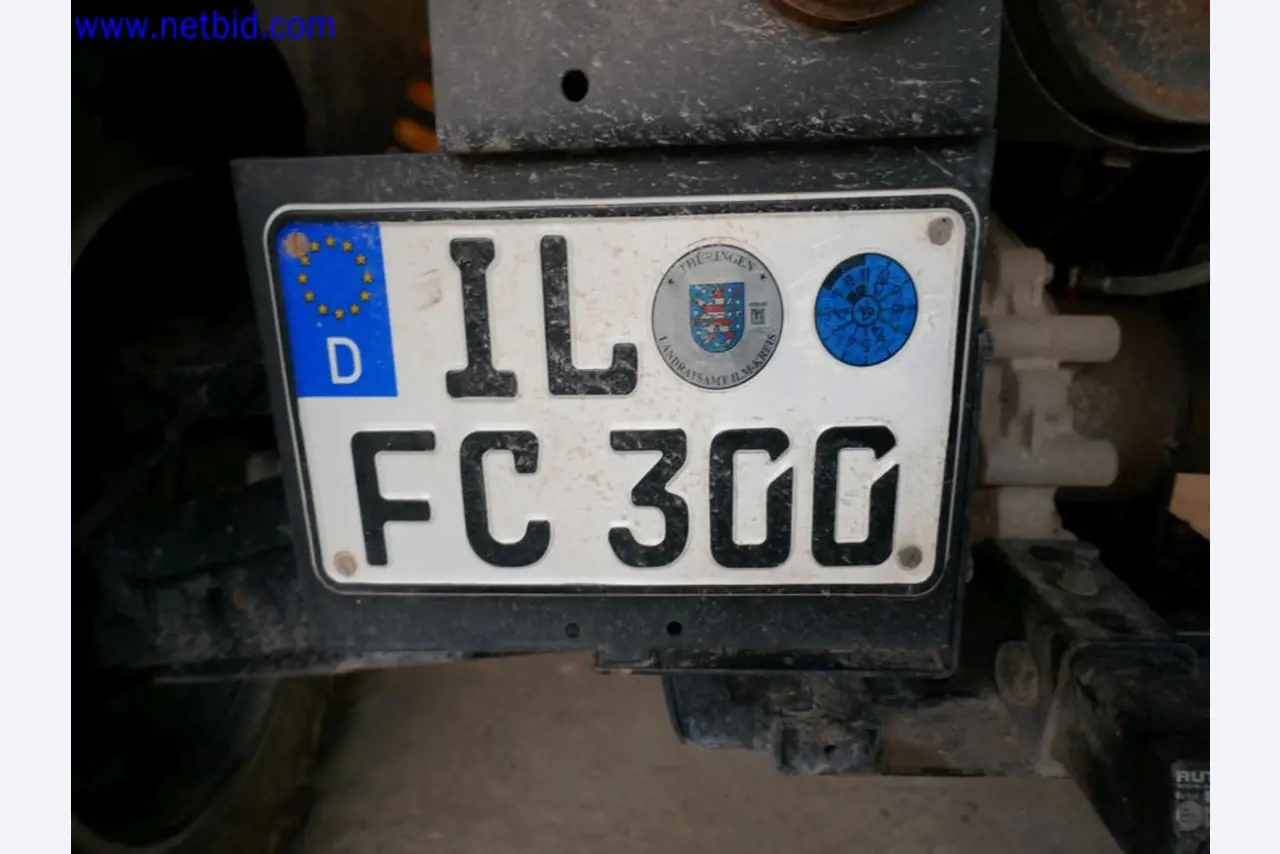 Matériel d'exploitation et de bureau du secteur minier-13