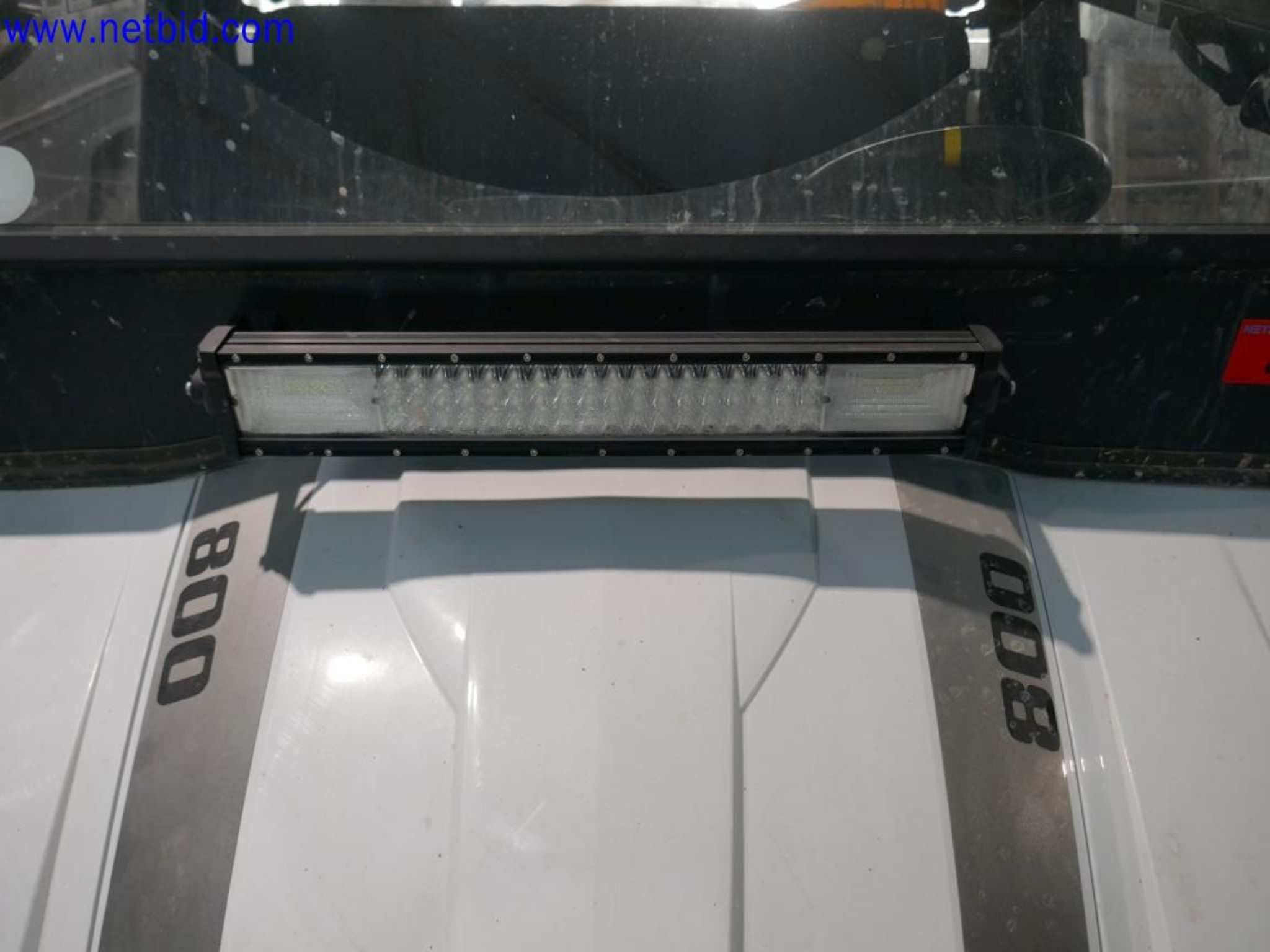 Matériel d'exploitation et de bureau du secteur minier-7