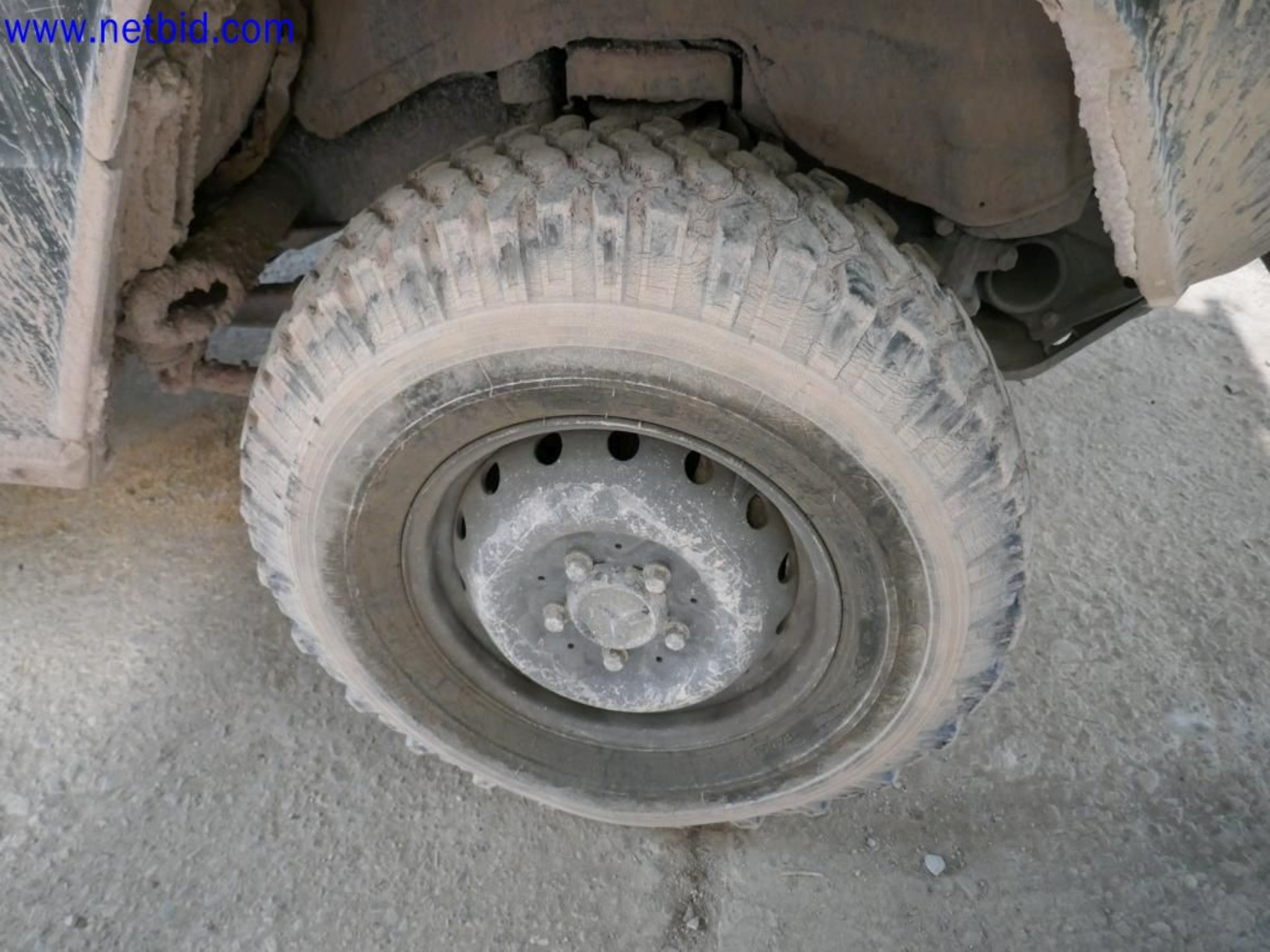 Sprzęt operacyjny i biurowy z sektora górniczego-12