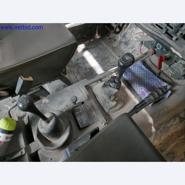 Sprzęt operacyjny i biurowy z sektora górniczego-13