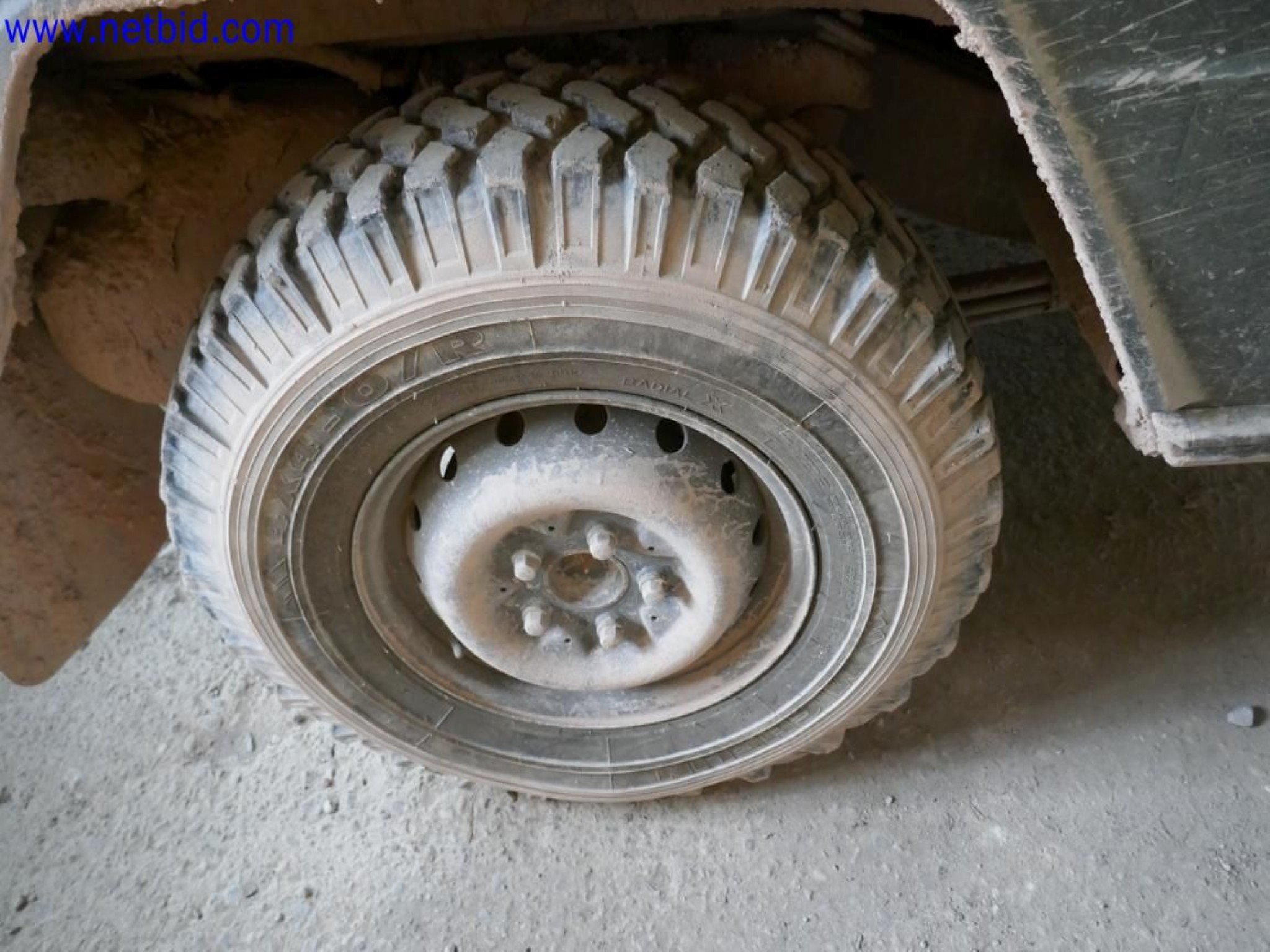 Sprzęt operacyjny i biurowy z sektora górniczego-14