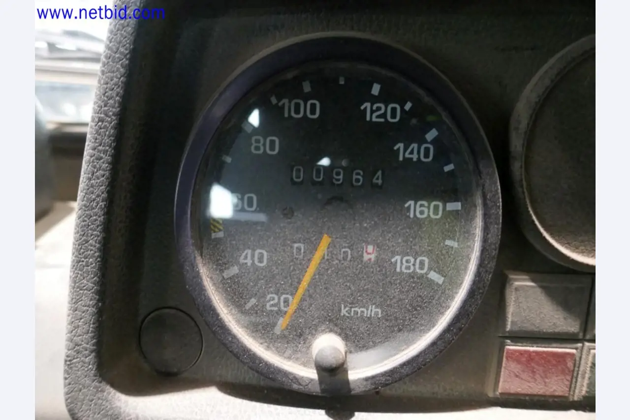 Sprzęt operacyjny i biurowy z sektora górniczego-19