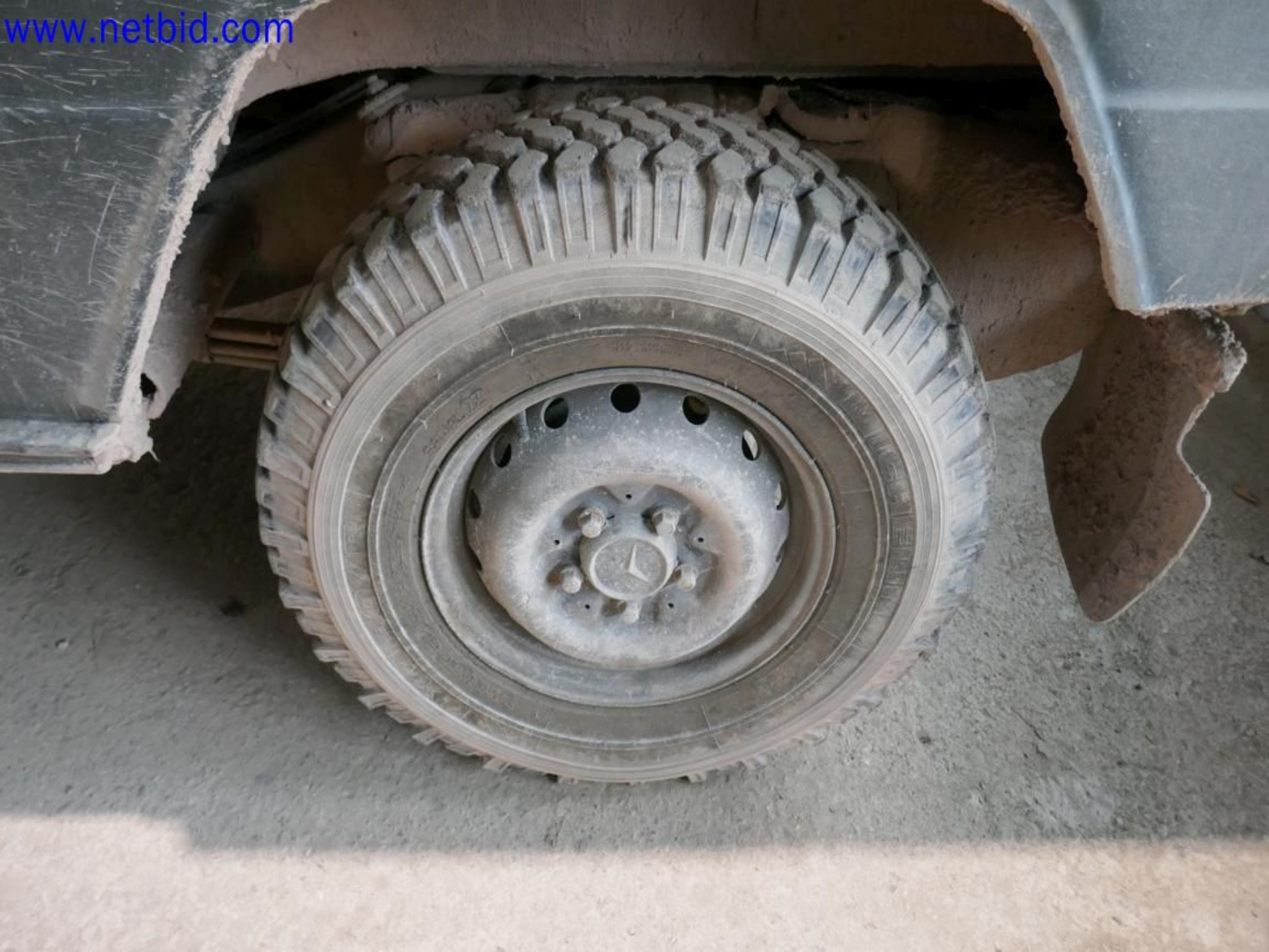 Sprzęt operacyjny i biurowy z sektora górniczego-9