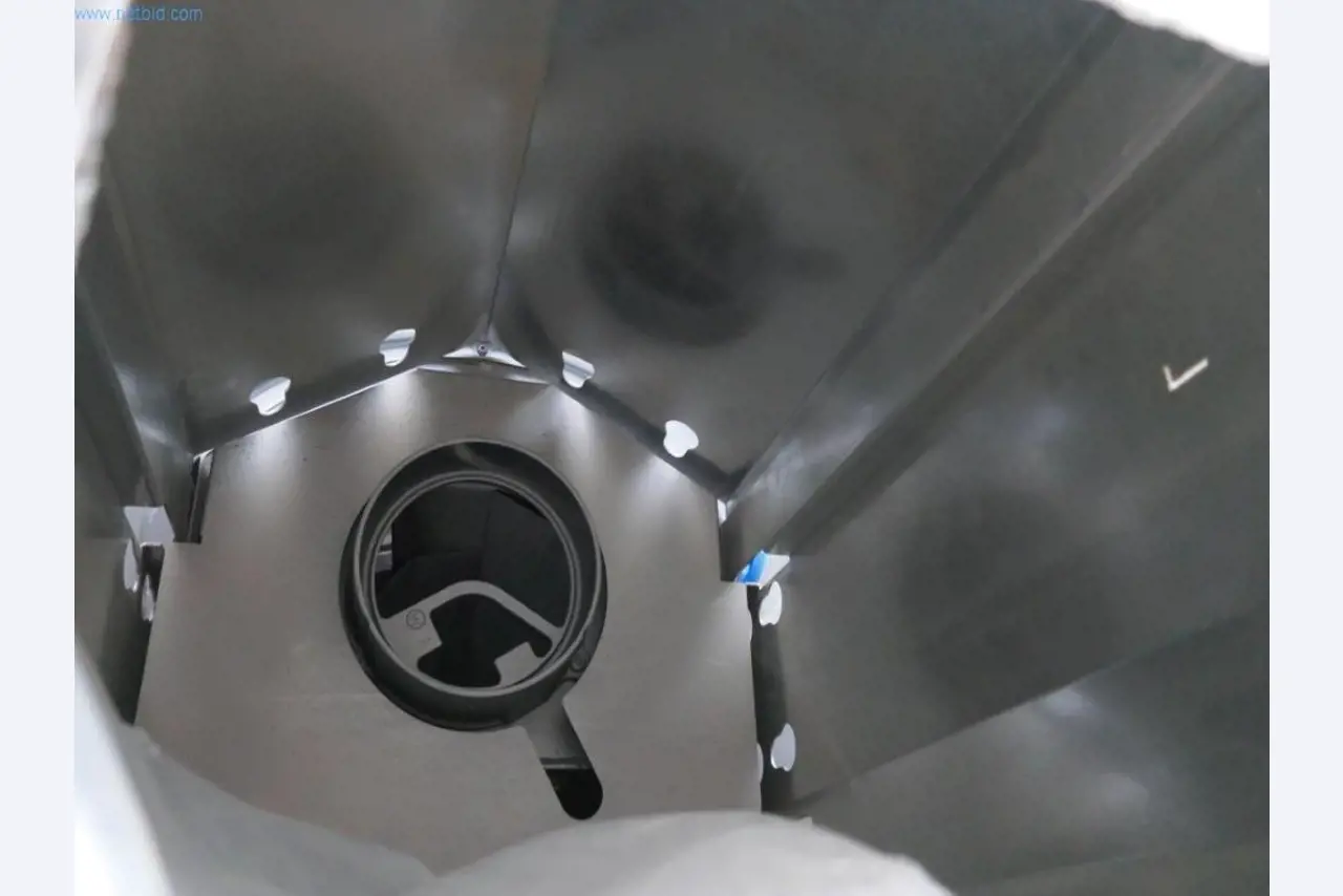 Neue Kamine und Lagereinrichtung-3