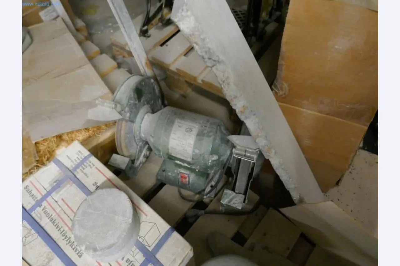 Nové krby a skladovací prostory-2