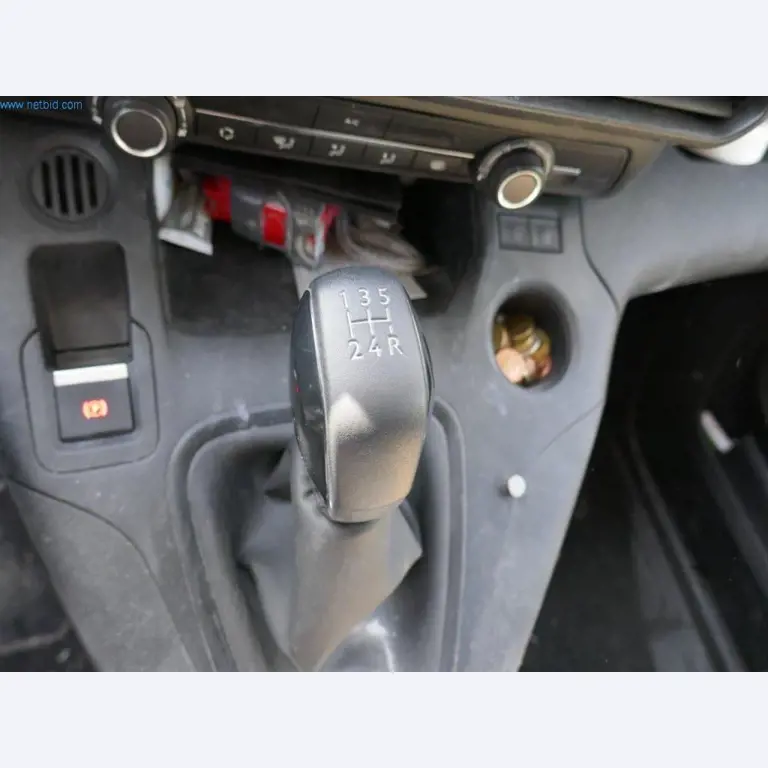 Nové krby a skladovací prostory-12