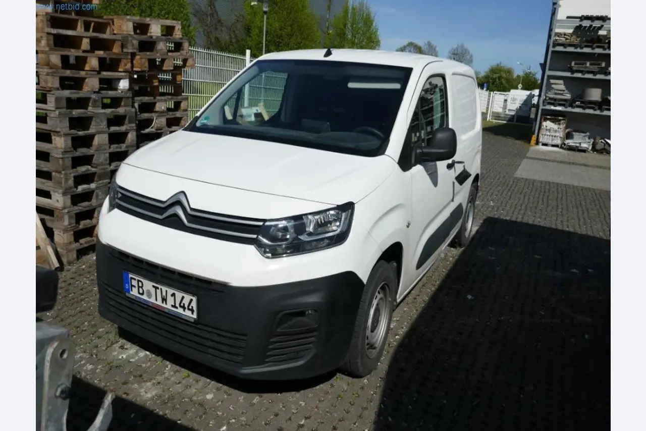 Nové krby a skladovací prostory-1