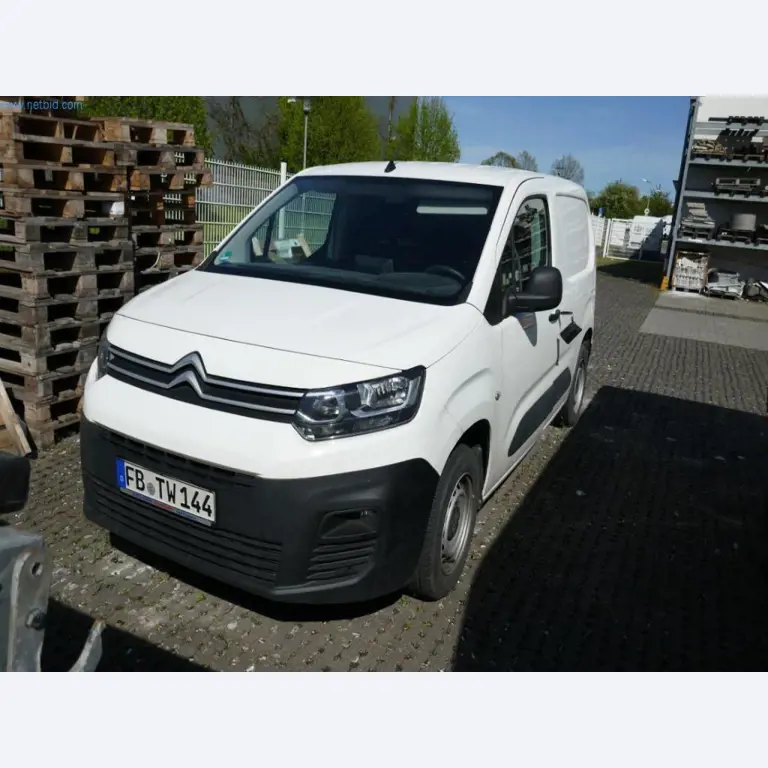 Nové krby a skladovací prostory-1