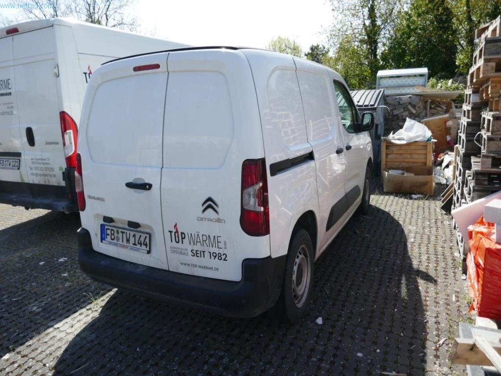 Nowe kominki i pomieszczenia magazynowe-7