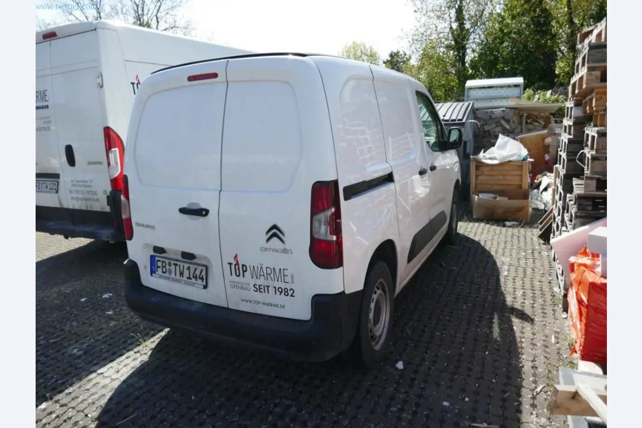 Nové krby a skladovací prostory-7