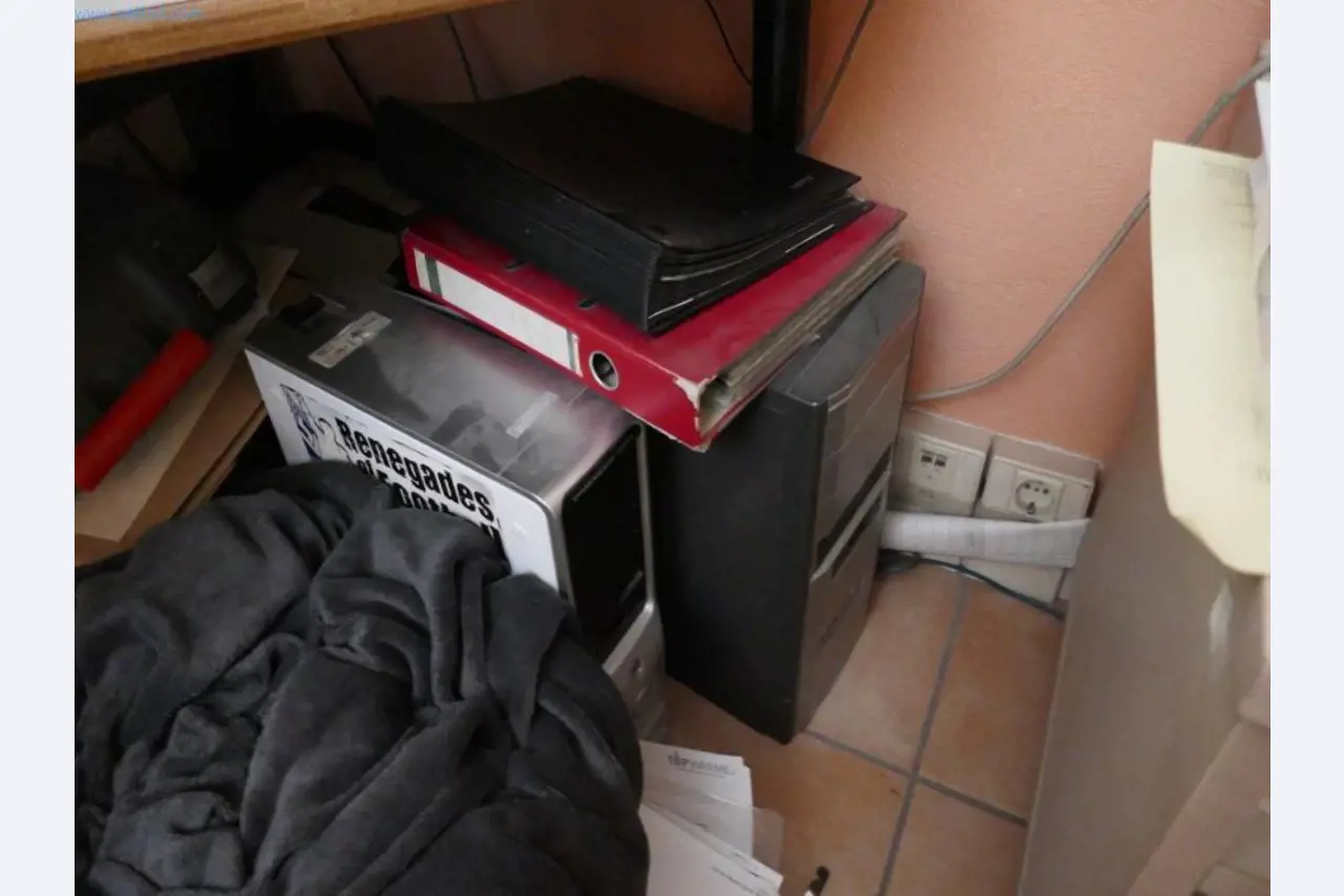 Nové krby a skladovací prostory-6