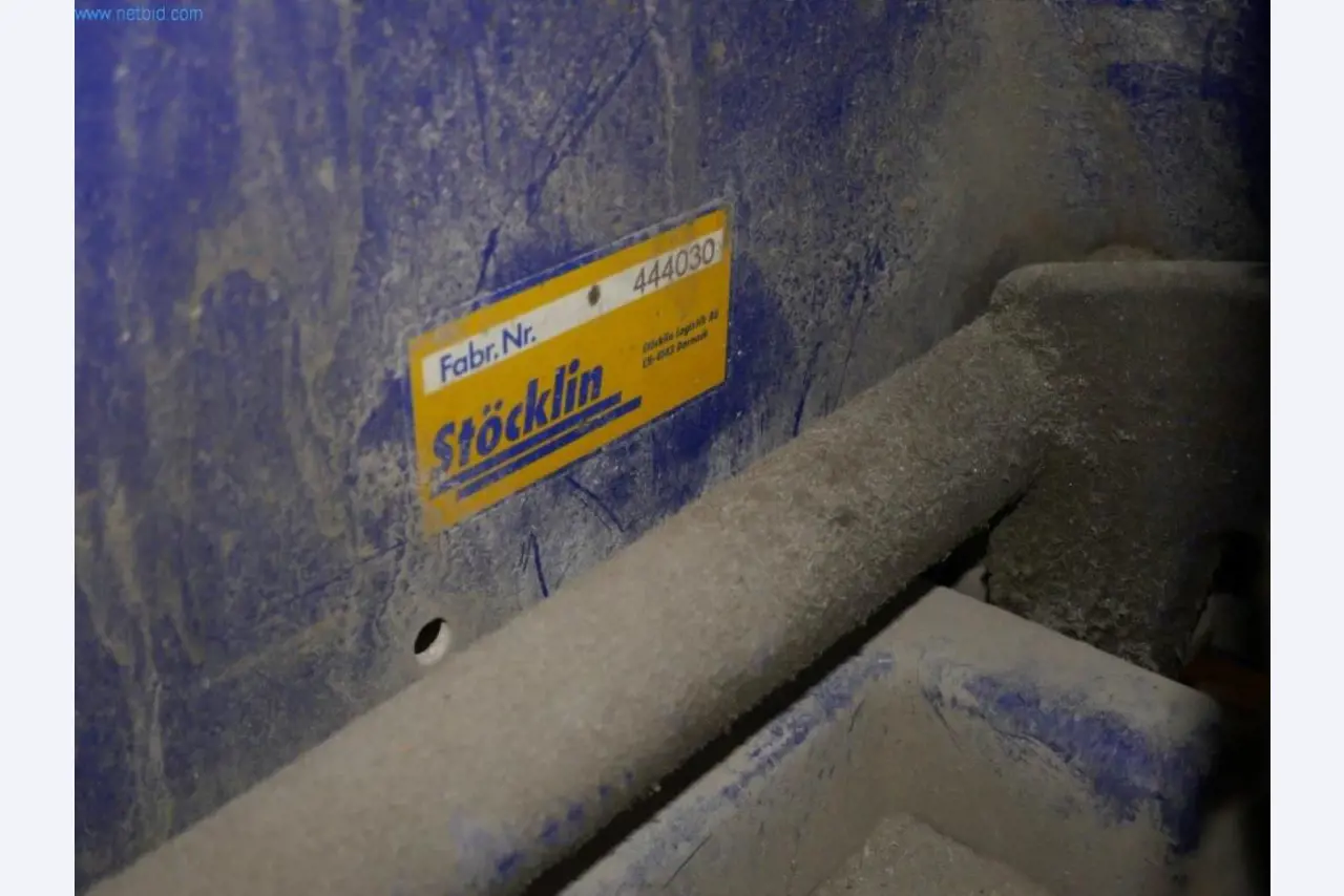 Nové krby a skladovací prostory-3