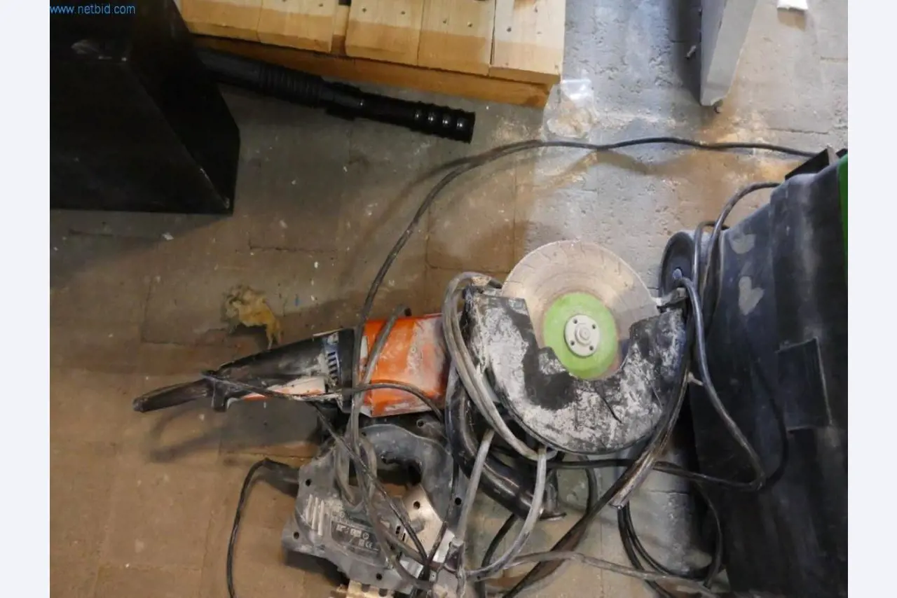 Nowe kominki i pomieszczenia magazynowe-2