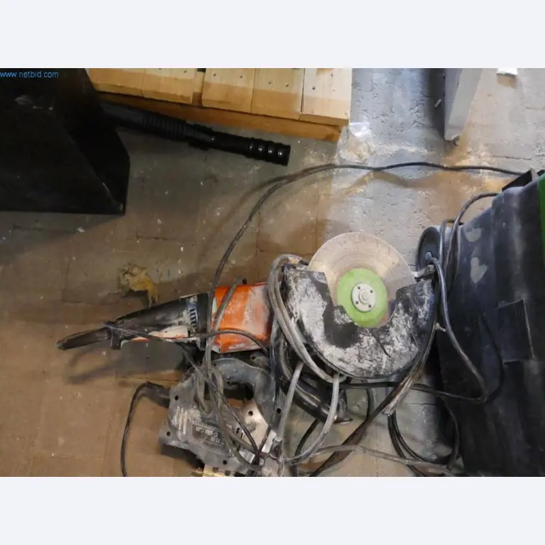 Nowe kominki i pomieszczenia magazynowe-2