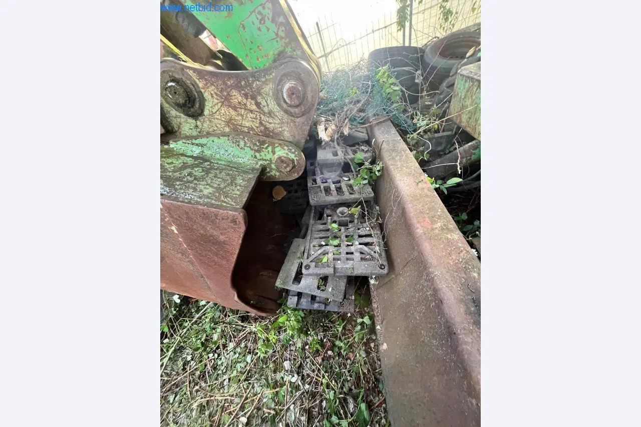 Gradbeni stroji, tovornjaki, gradbena oprema-8