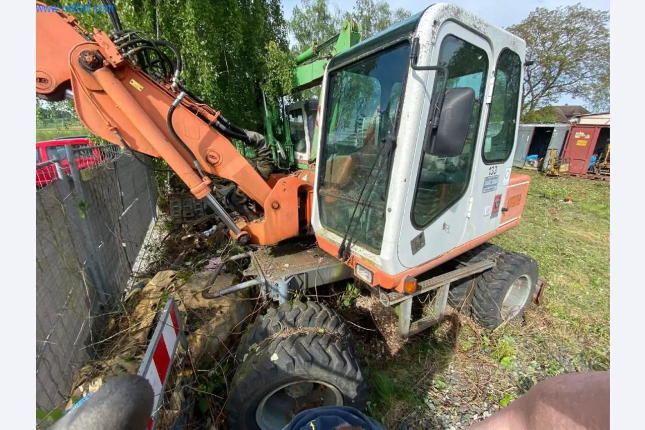 Gradbeni stroji, tovornjaki, gradbena oprema-17