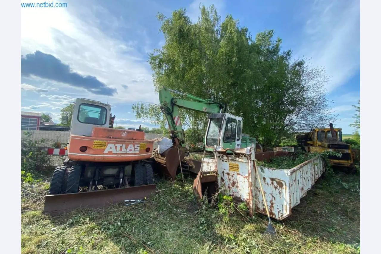 Gradbeni stroji, tovornjaki, gradbena oprema-19