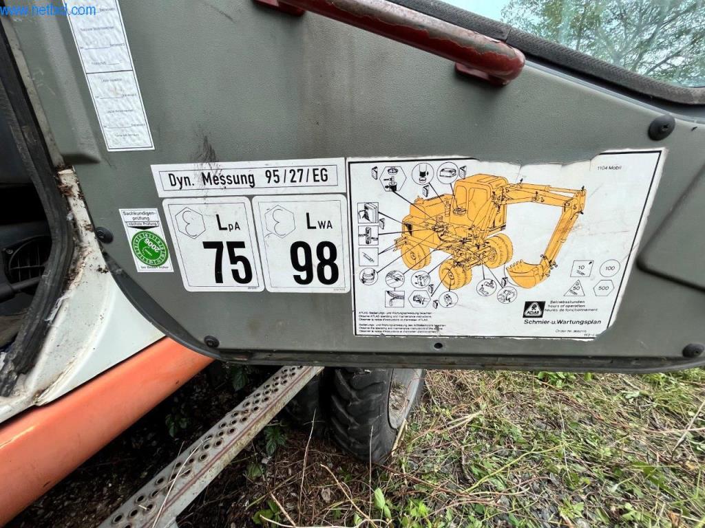 Gradbeni stroji, tovornjaki, gradbena oprema-9