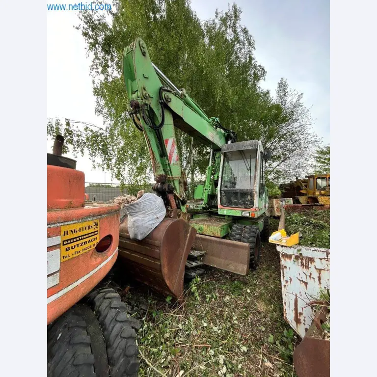 Gradbeni stroji, tovornjaki, gradbena oprema-11