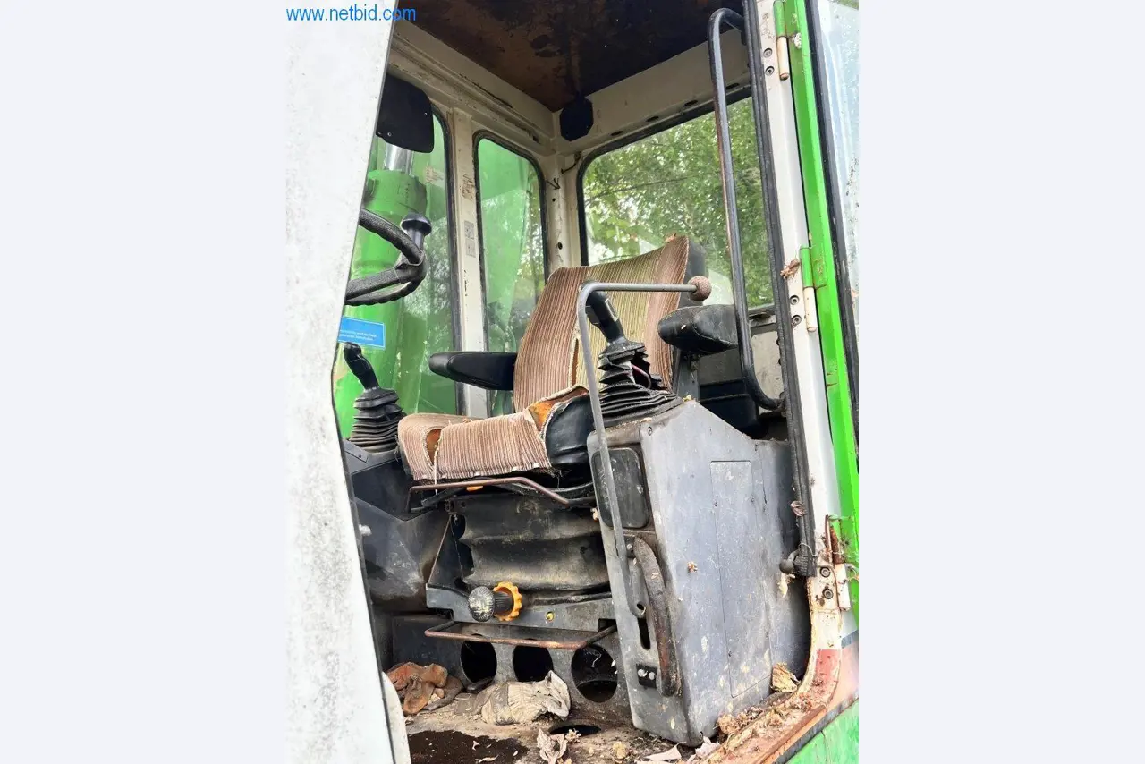 Gradbeni stroji, tovornjaki, gradbena oprema-13