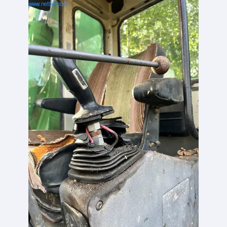 Gradbeni stroji, tovornjaki, gradbena oprema-3