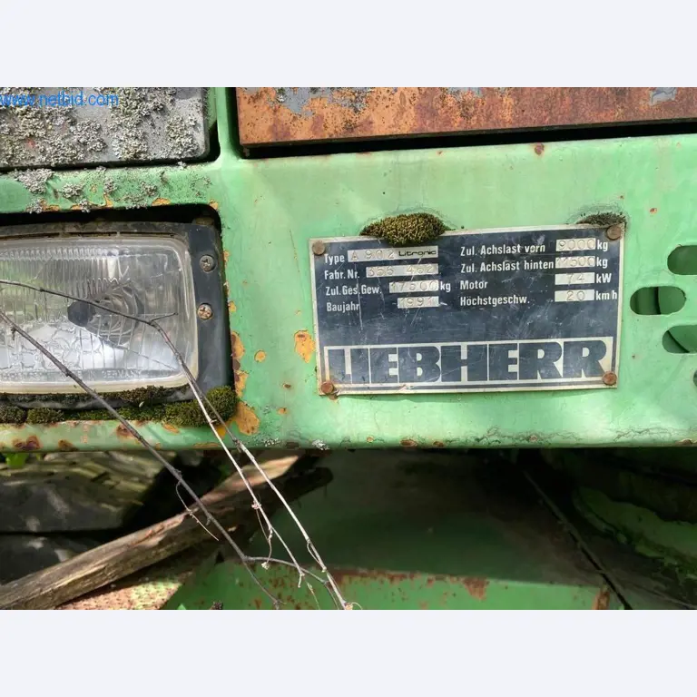 Gradbeni stroji, tovornjaki, gradbena oprema-7