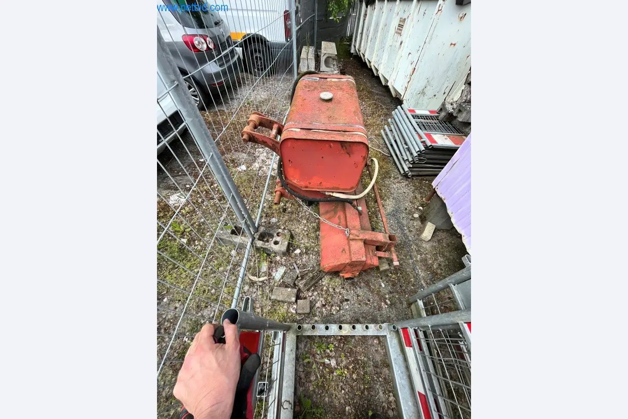 Machines de chantier, camions, matériel de construction-6