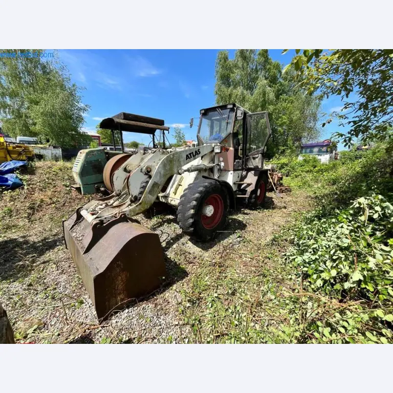 Gradbeni stroji, tovornjaki, gradbena oprema-8