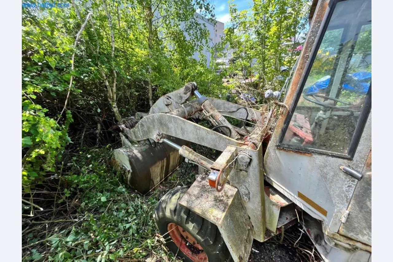 Gradbeni stroji, tovornjaki, gradbena oprema-10