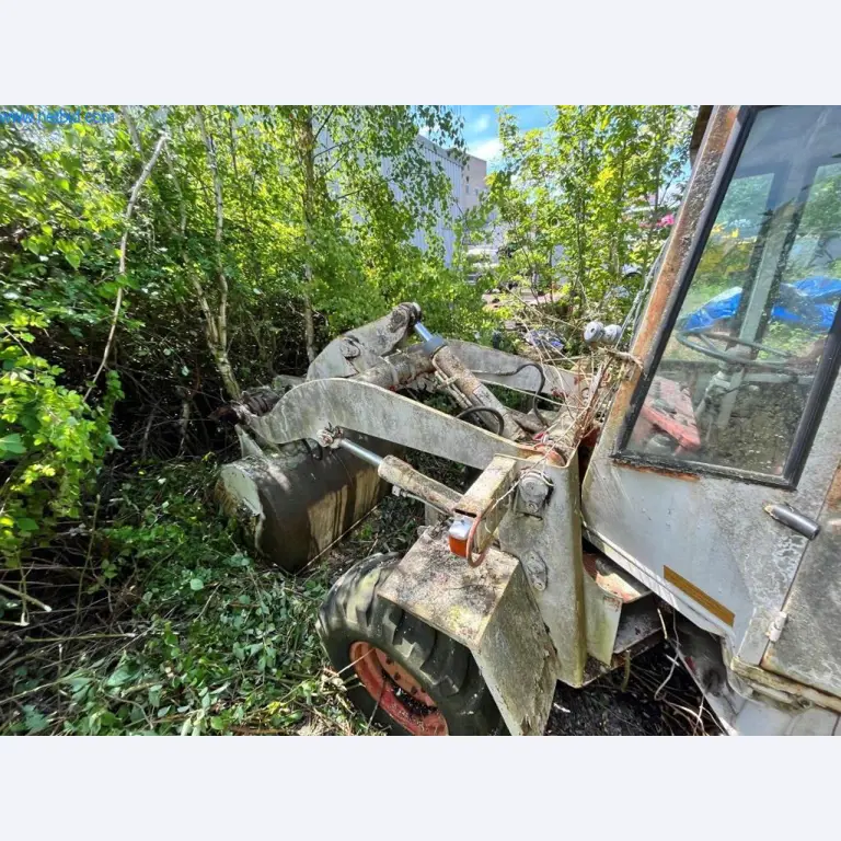 Gradbeni stroji, tovornjaki, gradbena oprema-10
