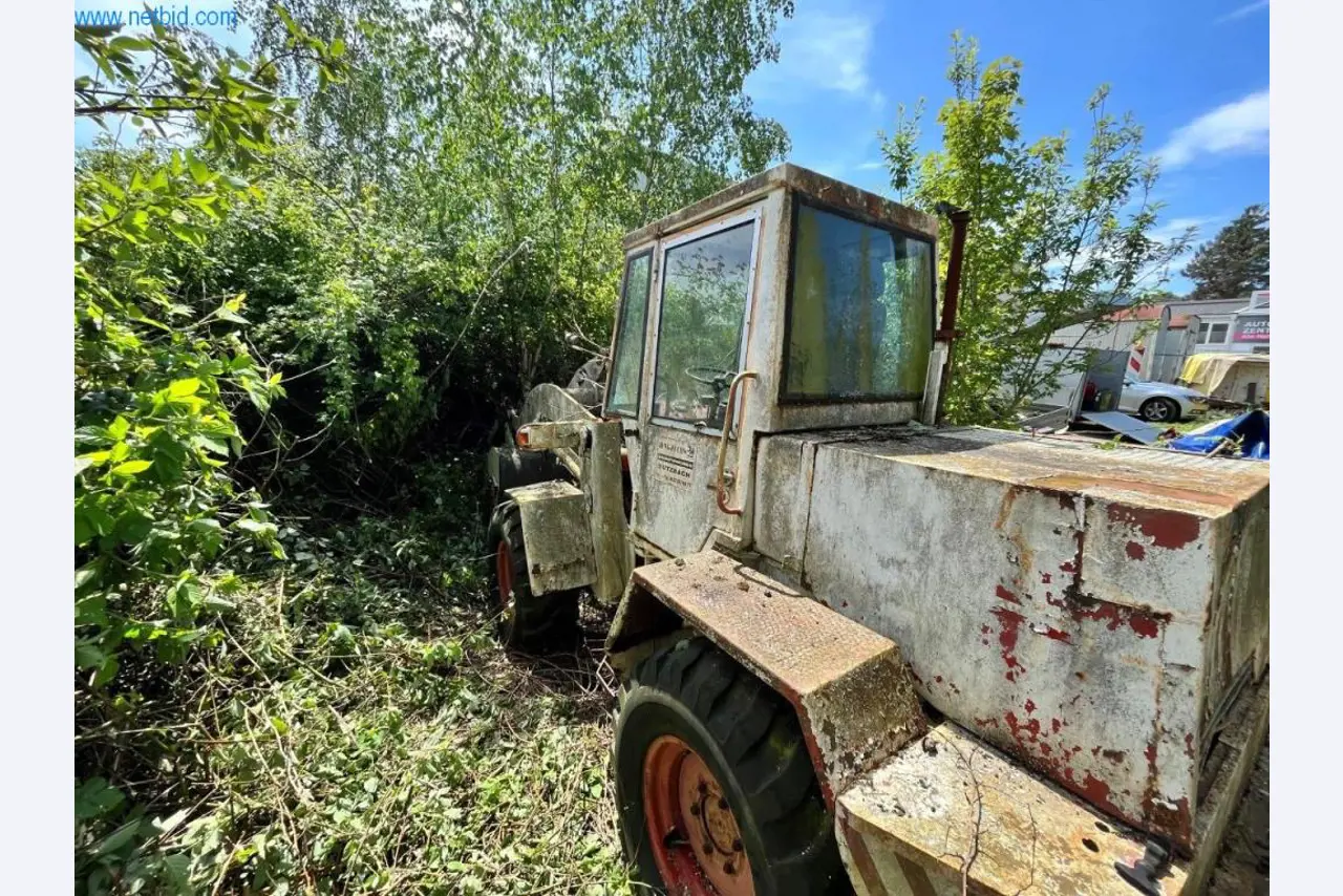 Gradbeni stroji, tovornjaki, gradbena oprema-9