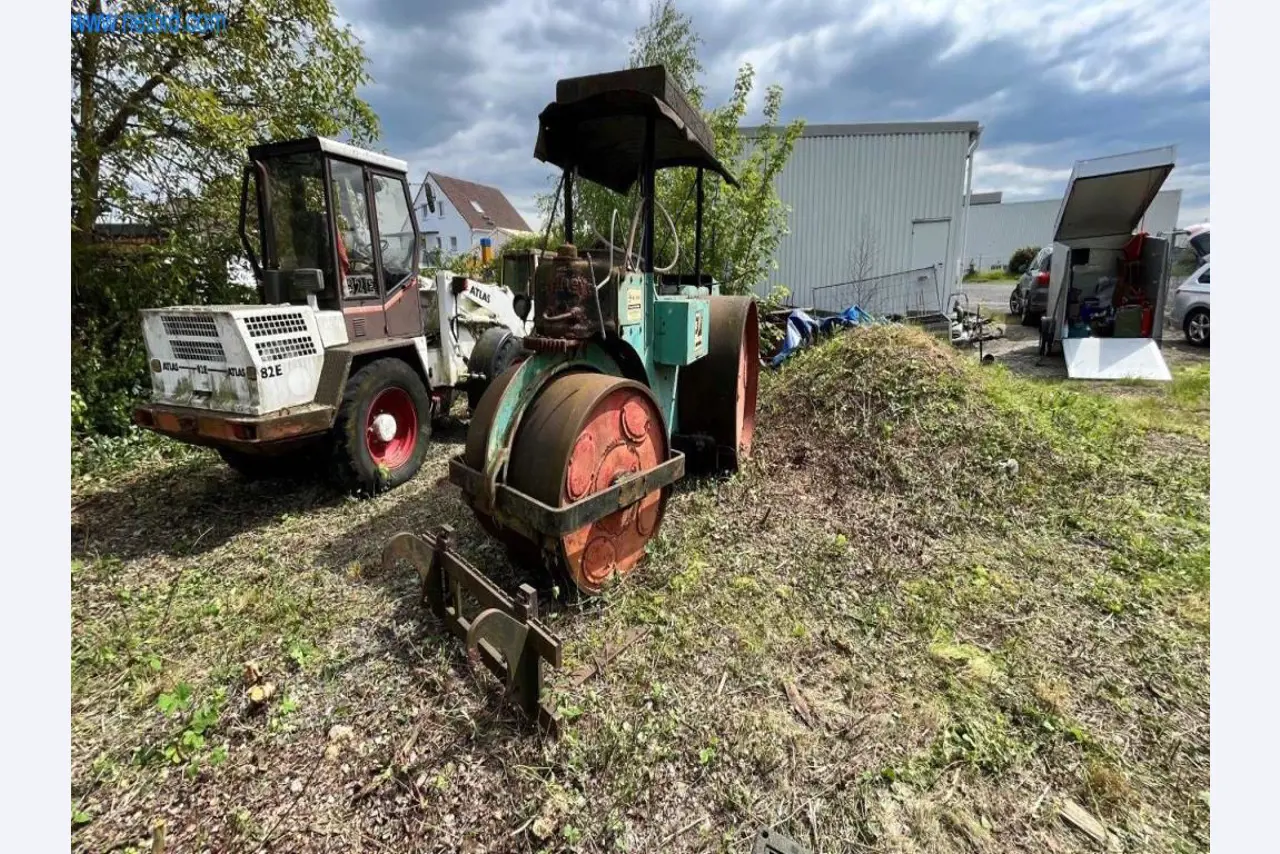 Bouwmachines, vrachtwagens, bouwuitrusting-12