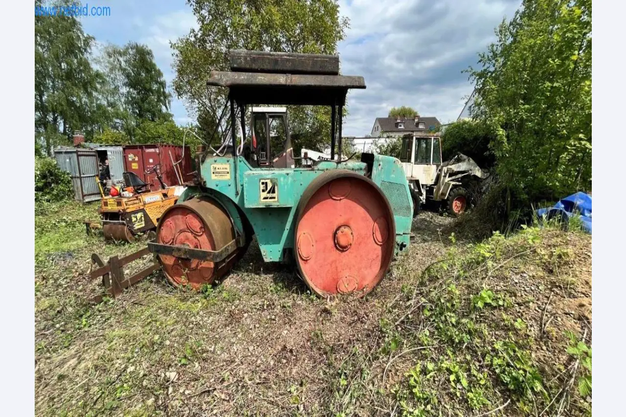 Bouwmachines, vrachtwagens, bouwuitrusting-1