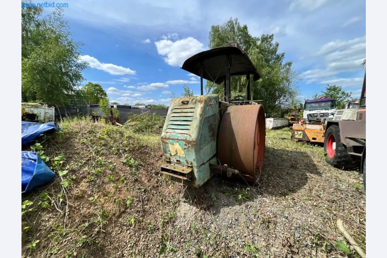 Bouwmachines, vrachtwagens, bouwuitrusting-7