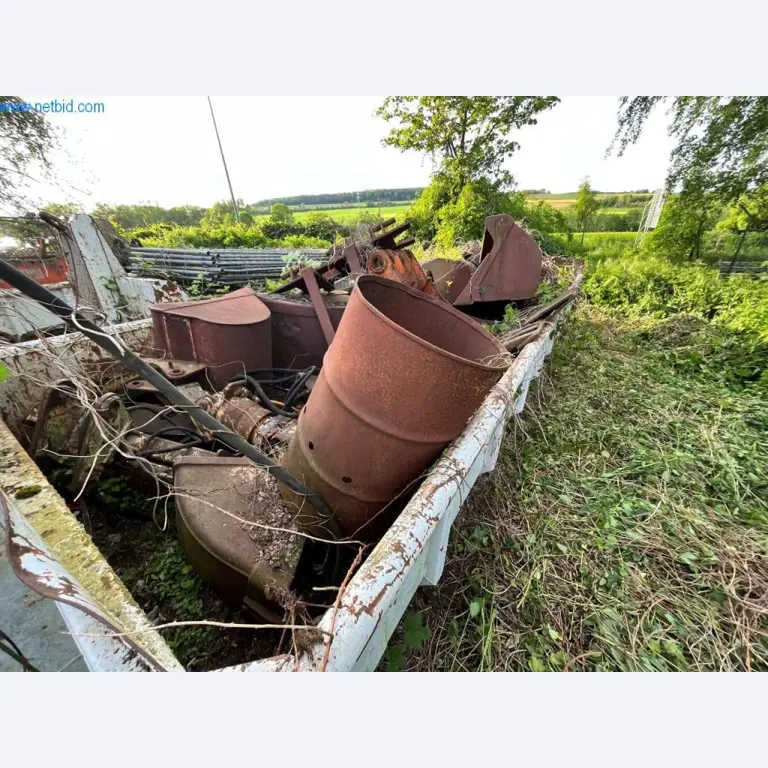 Machines de chantier, camions, matériel de construction-12