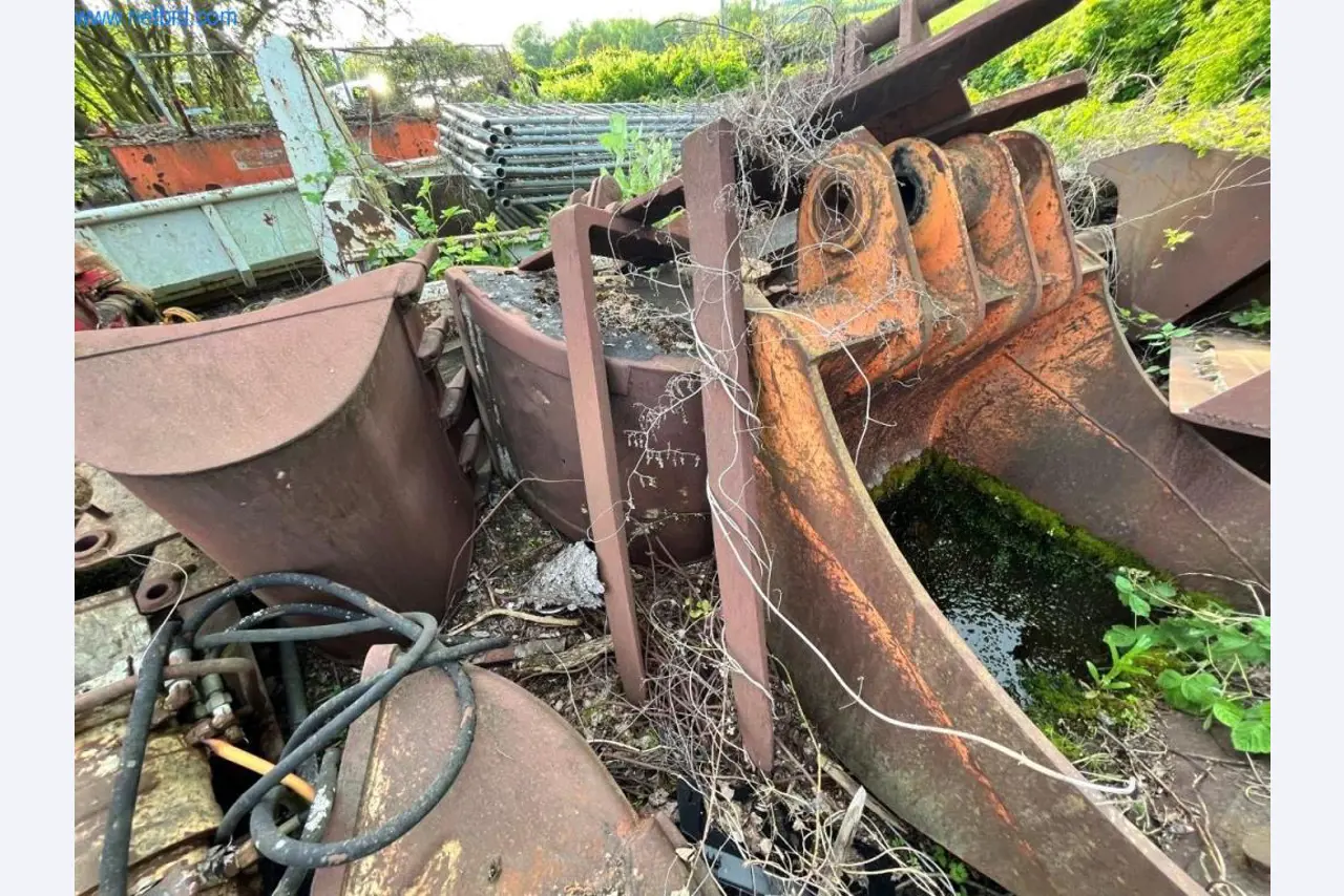 Machines de chantier, camions, matériel de construction-15