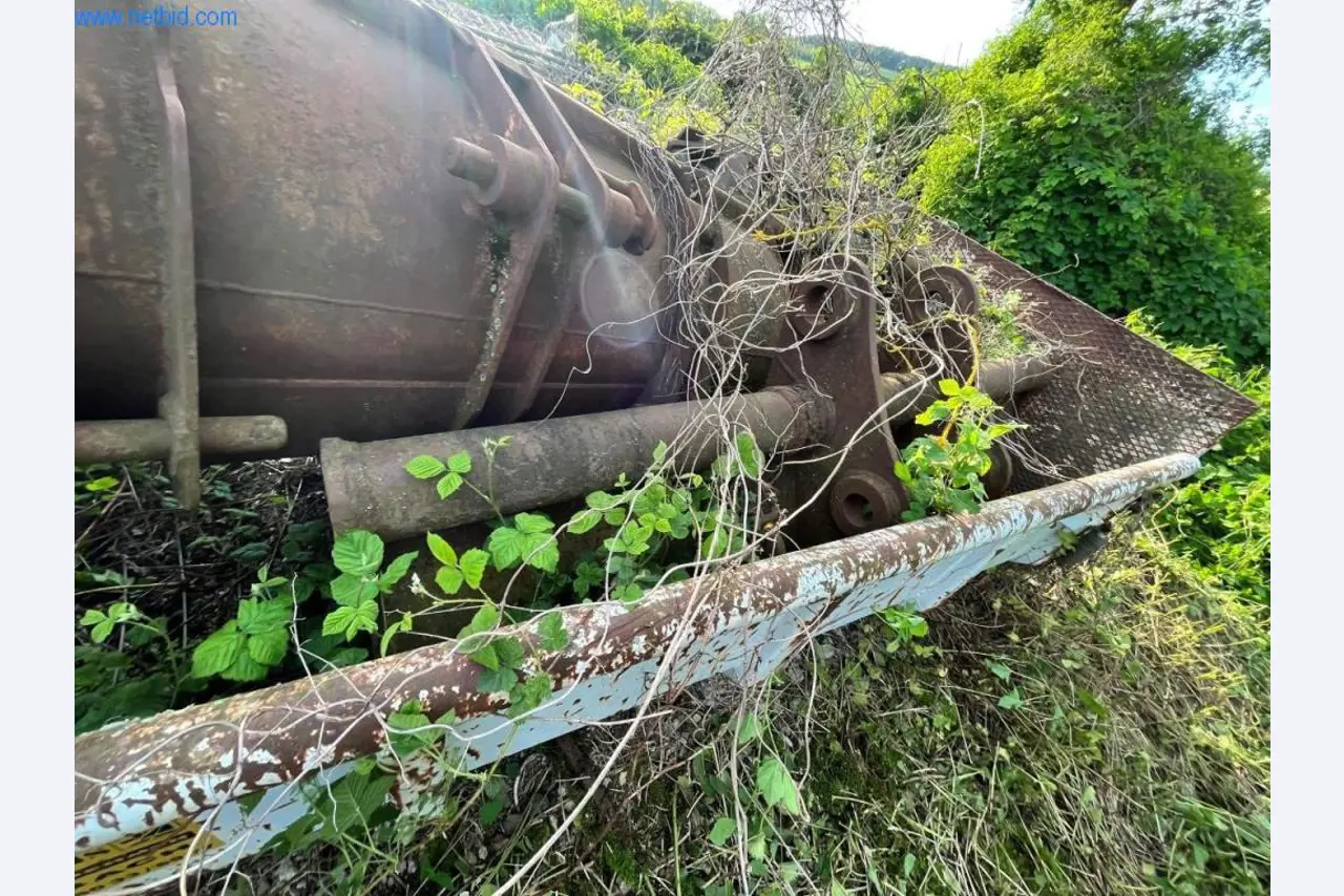 Machines de chantier, camions, matériel de construction-4