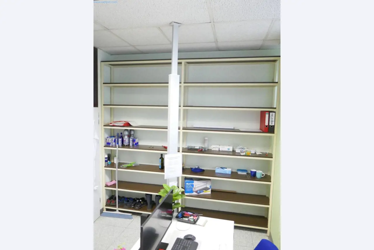 Nemocniční vybavení a IT zařízení-5