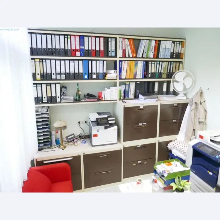 Nemocniční vybavení a IT zařízení-6