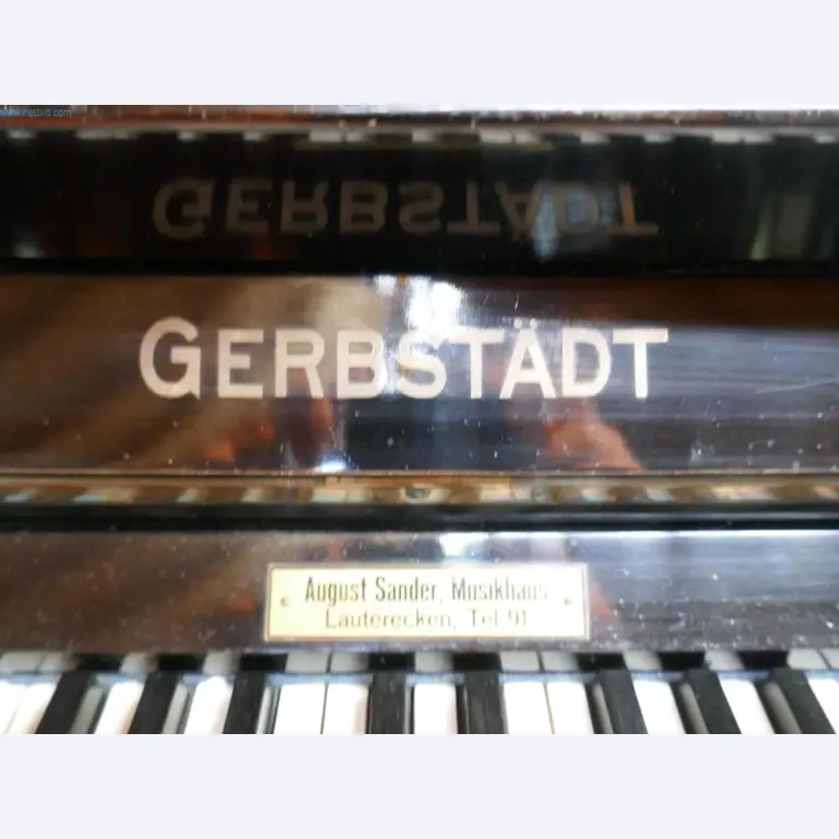 Equipamento hospitalar e instalações informáticas-11