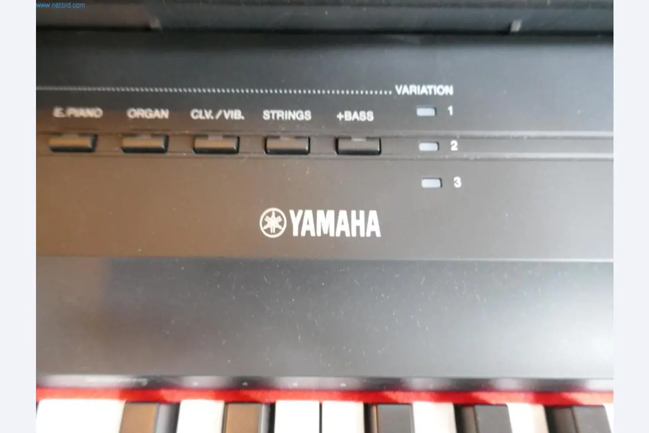 Equipamento hospitalar e instalações informáticas-13