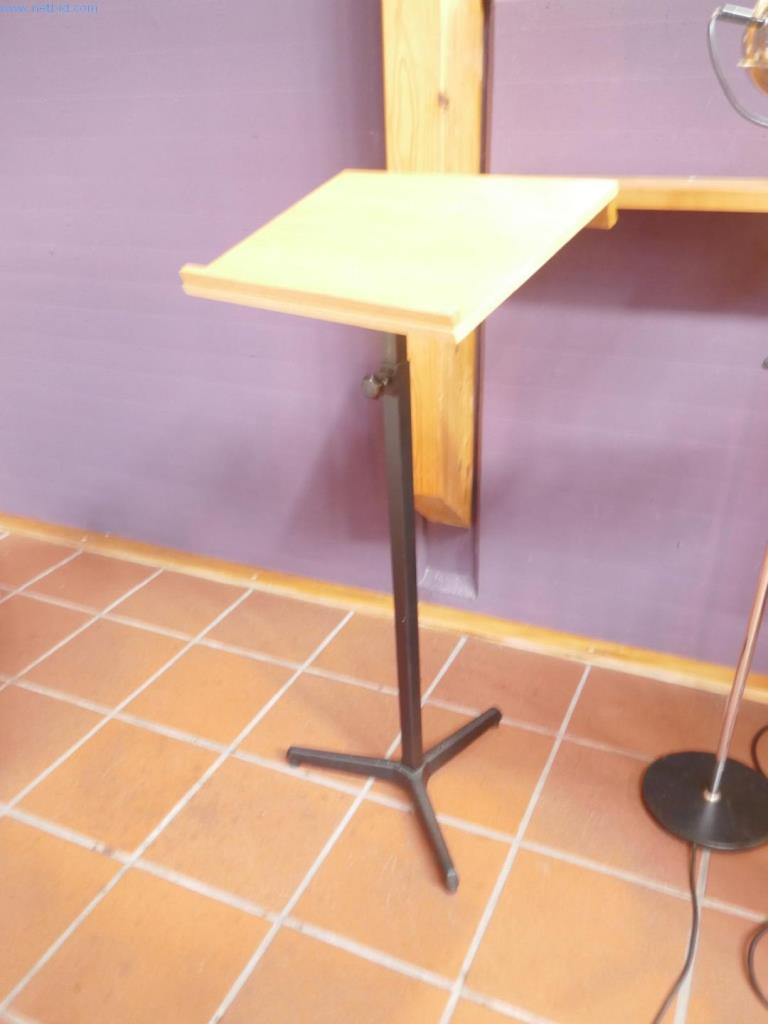 Nemocniční vybavení a IT zařízení-7